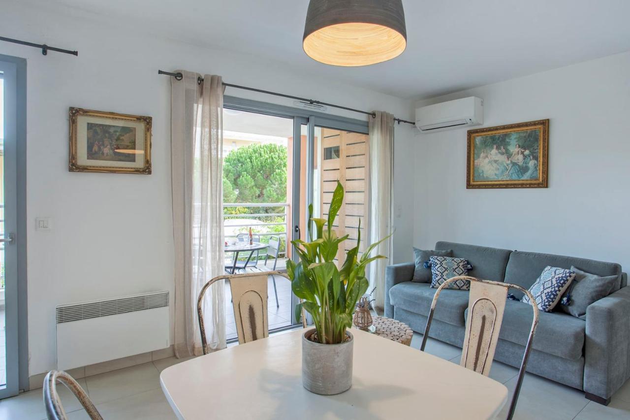Appartement De Vacances "Fiora" A Calvi A 300M De La Plage Et Du Port Exteriör bild
